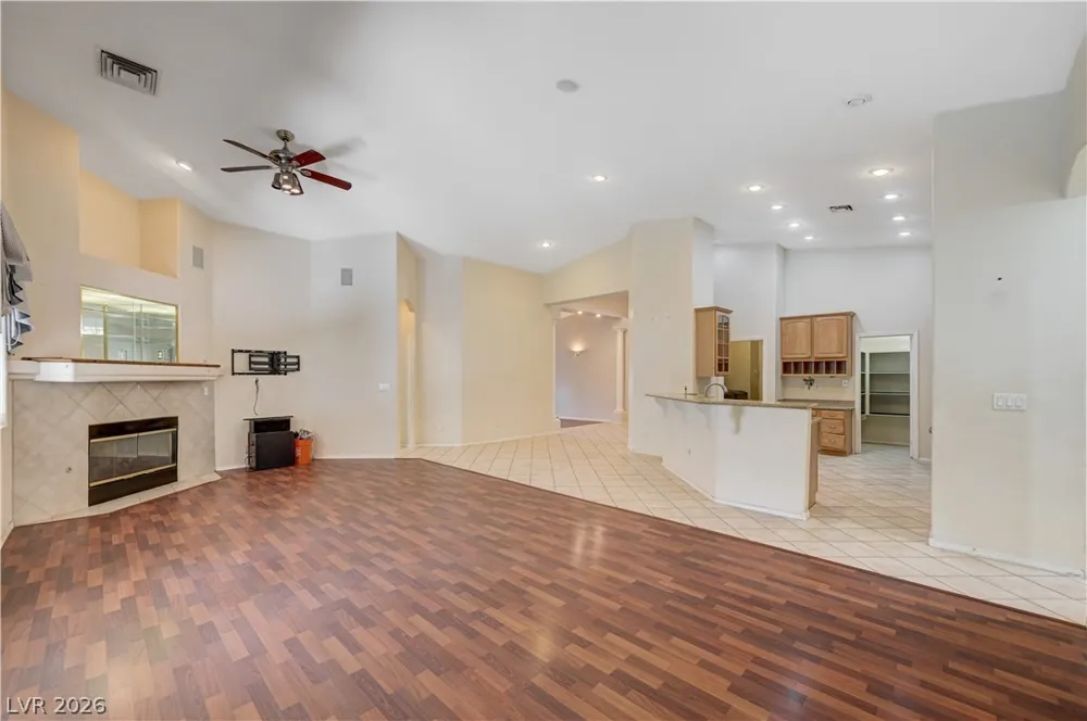 5551 Tahoe Meadows Court Las Vegas, NV 89120