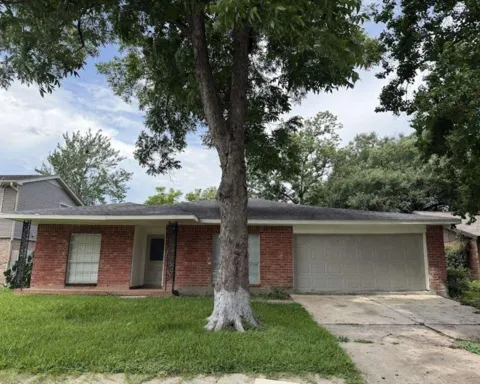 10422 Cedartowne Lane