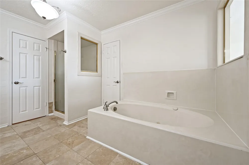2607 Sailboat Drive Houston, TX 77058