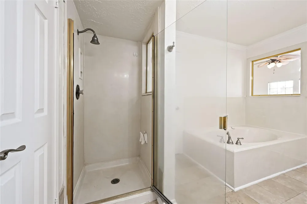 2607 Sailboat Drive Houston, TX 77058