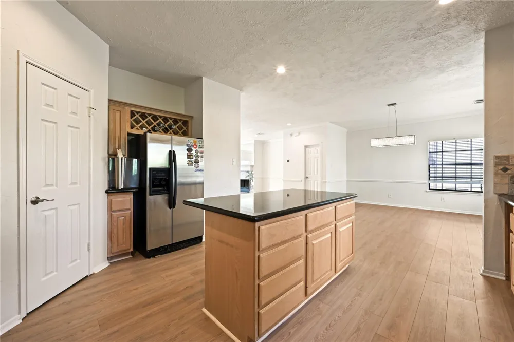 2607 Sailboat Drive Houston, TX 77058