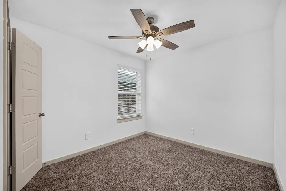 711 Boer Plains Drive Rosharon, TX 77583