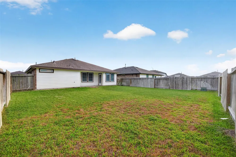 711 Boer Plains Drive Rosharon, TX 77583