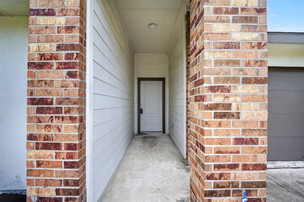 711 Boer Plains Drive Rosharon, TX 77583