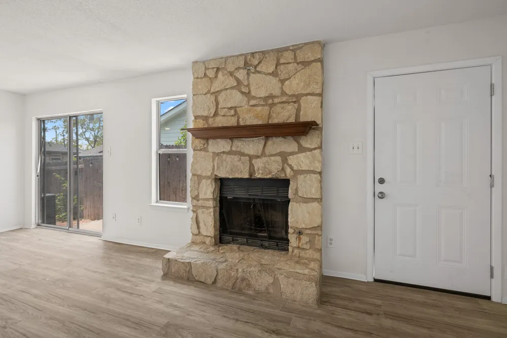 2401 Singletree Avenue #B Austin, TX 78727