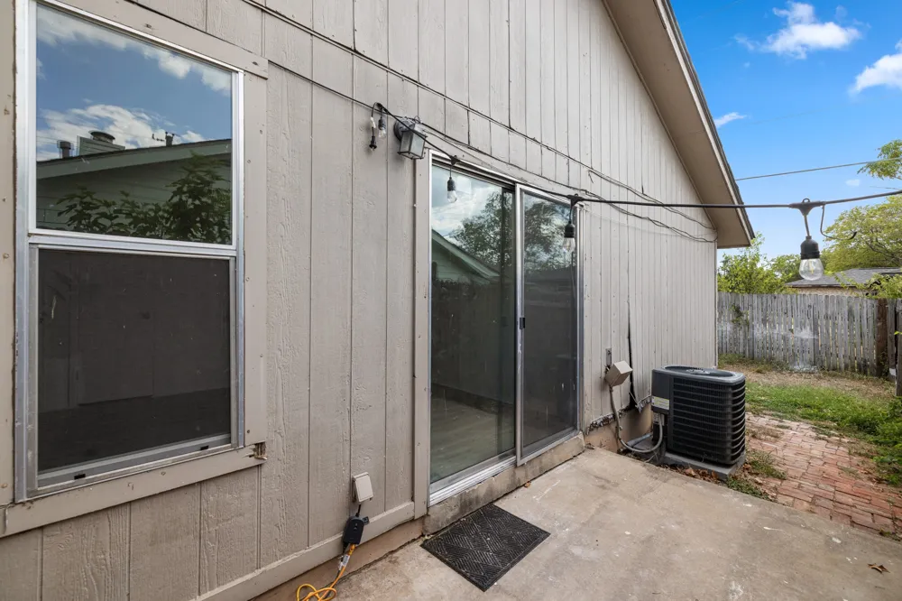 2401 Singletree Avenue #B Austin, TX 78727