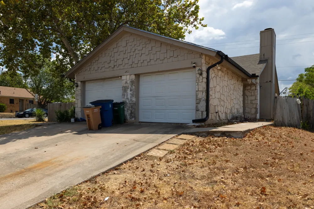 2401 Singletree Avenue #B Austin, TX 78727
