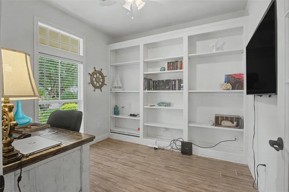 3924 Amanda Court Dickinson, TX 77539