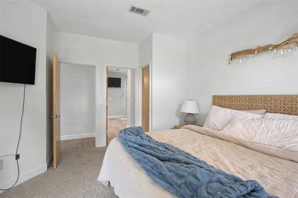 3924 Amanda Court Dickinson, TX 77539