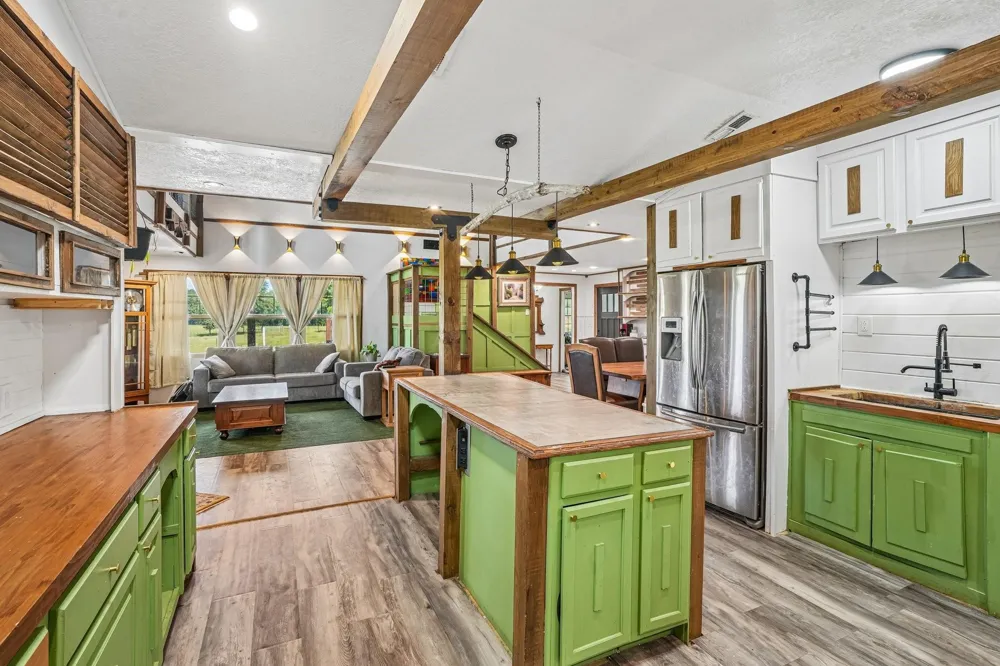 91 Private Road 200501 Road Liberty, TX 77575