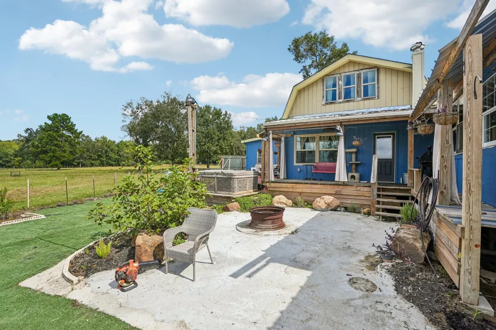 91 Private Road 200501 Road Liberty, TX 77575