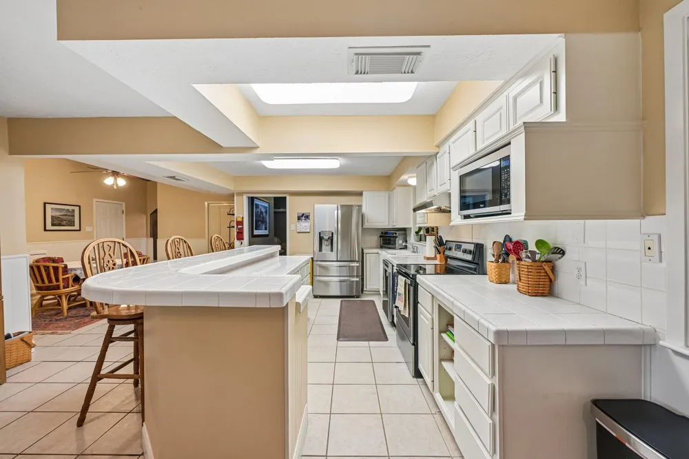 2535 Cliff Drive San Leon, TX 77539