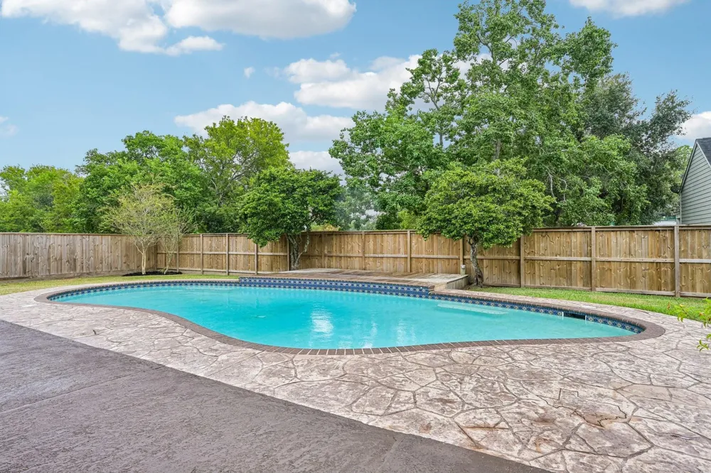 2535 Cliff Drive San Leon, TX 77539