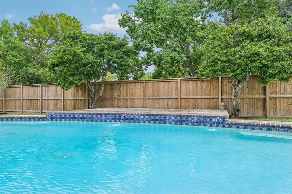 2535 Cliff Drive San Leon, TX 77539