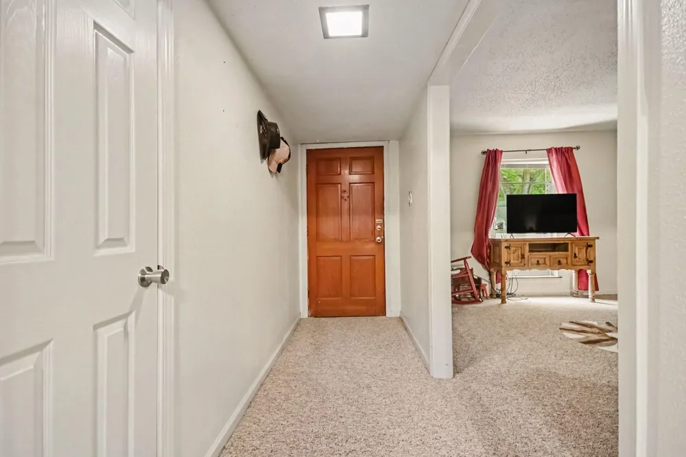 5526 Avenue F Santa Fe, TX 77510