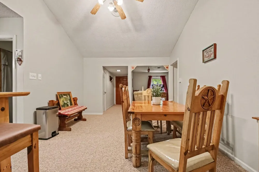 5526 Avenue F Santa Fe, TX 77510