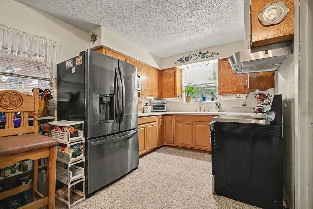 5526 Avenue F Santa Fe, TX 77510