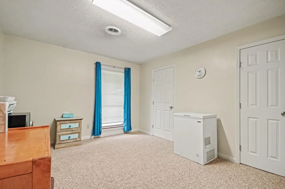 5526 Avenue F Santa Fe, TX 77510