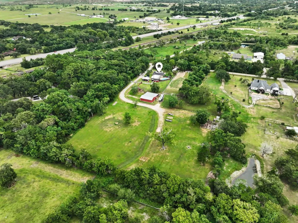 5526 Avenue F Santa Fe, TX 77510