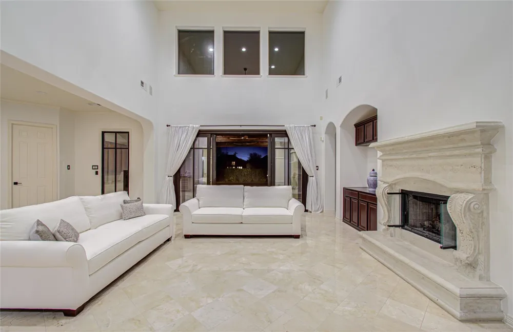 5226 Limestone Hill Lane Sugar Land, TX 77479
