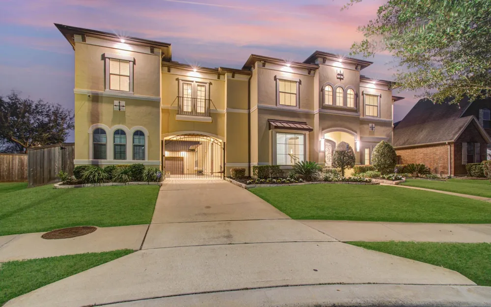 5226 Limestone Hill Lane Sugar Land, TX 77479