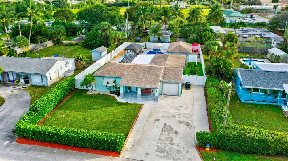 310 GULFSTREAM DRIVE Delray Beach, FL 33444