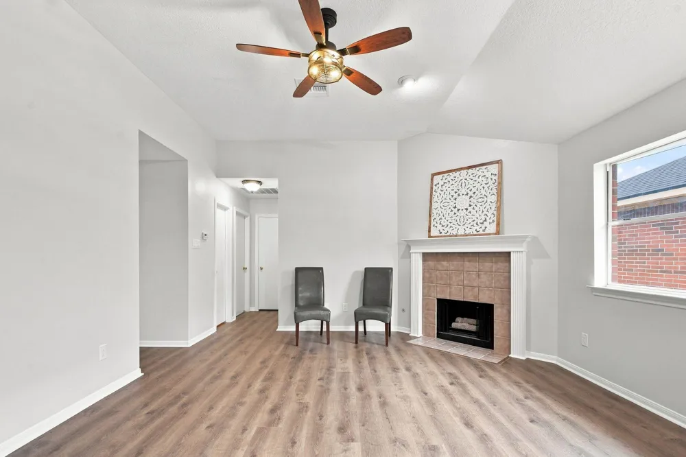 8105 Aspen Street Texas City, TX 77591