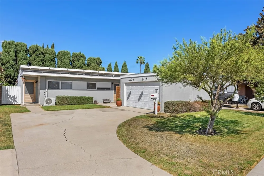 9925 Rutland Avenue Whittier, CA 90605