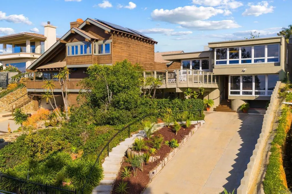 13635 Pine Needles Drive Del Mar, CA 92014