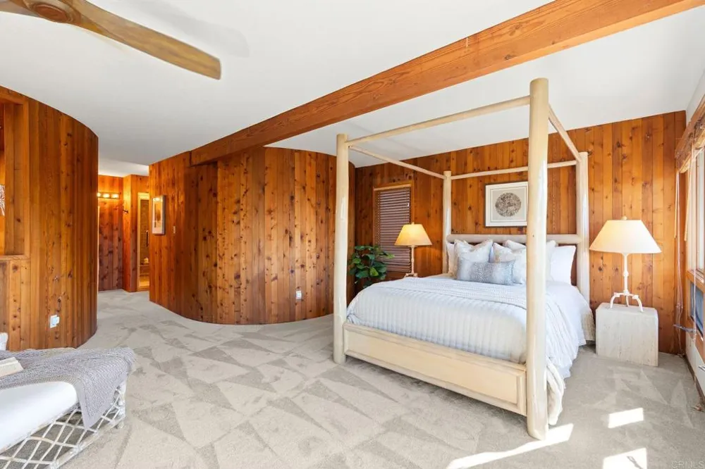 13635 Pine Needles Drive Del Mar, CA 92014