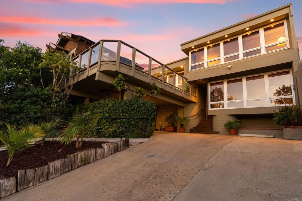 13635 Pine Needles Drive Del Mar, CA 92014