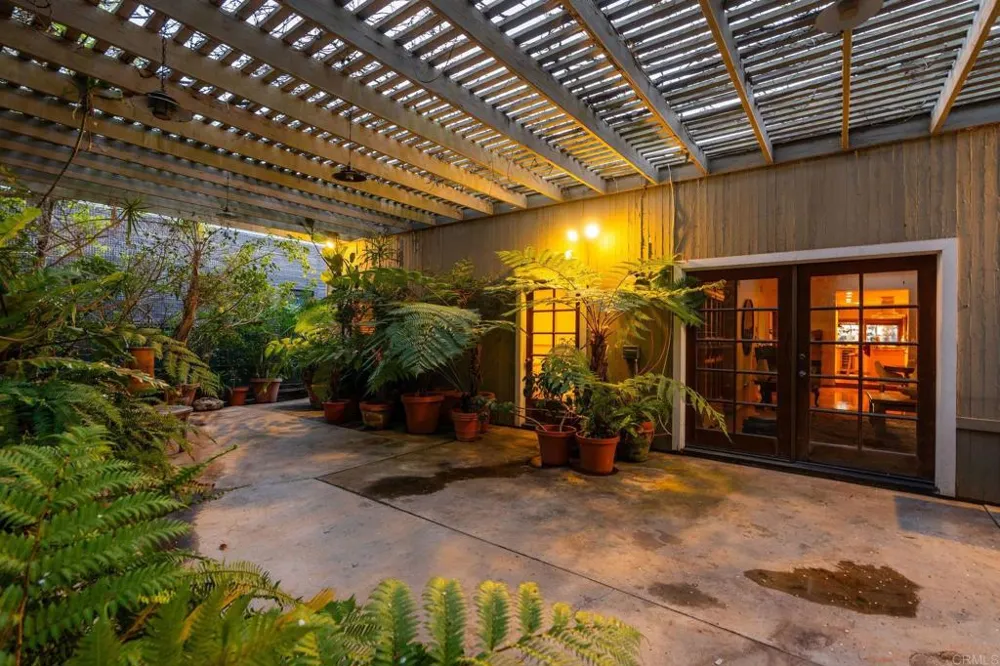 13635 Pine Needles Drive Del Mar, CA 92014