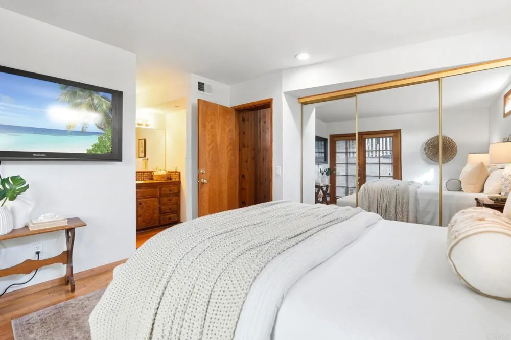 13635 Pine Needles Drive Del Mar, CA 92014