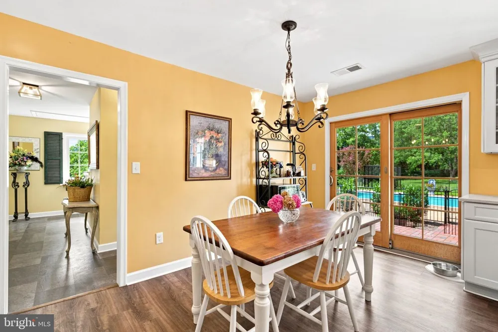 34994 WILLIAMS GAP ROAD Round Hill, VA 20141