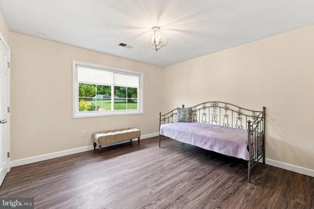 34994 WILLIAMS GAP ROAD Round Hill, VA 20141