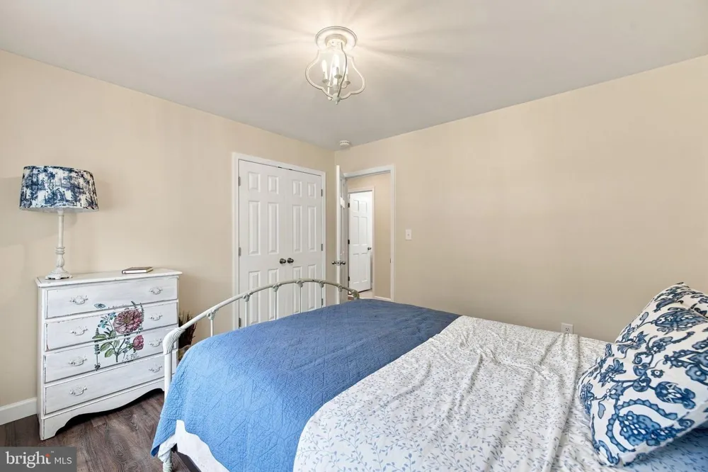 34994 WILLIAMS GAP ROAD Round Hill, VA 20141