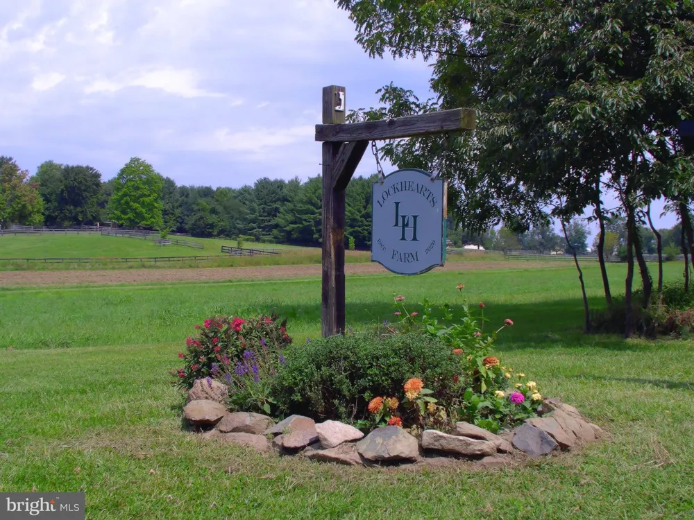 34994 WILLIAMS GAP ROAD Round Hill, VA 20141