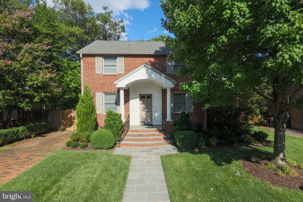 525 OXFORD STREET Arlington, VA 22203