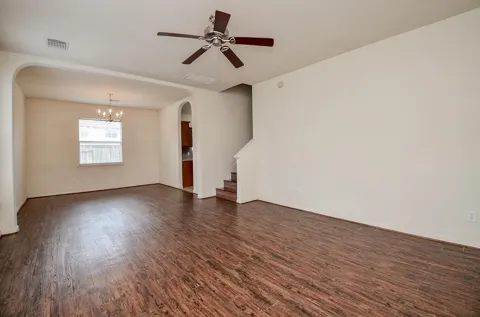 20903 Hamlet Ridge Lane