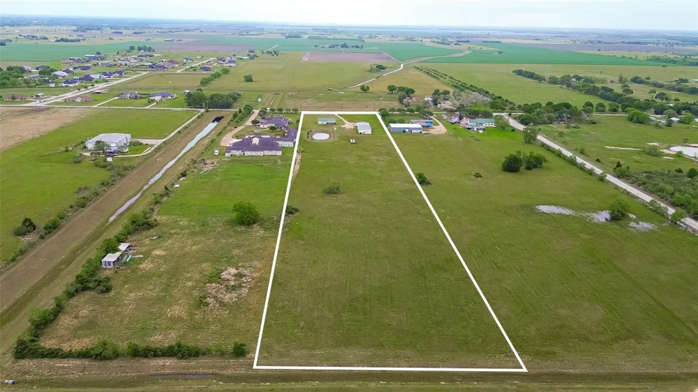 11802 Padon Road Needville, TX 77461
