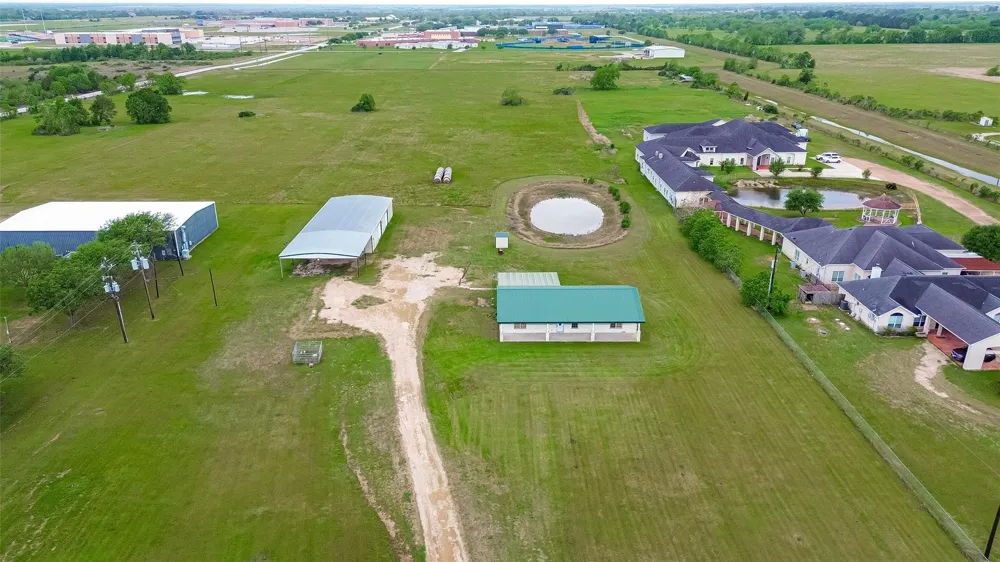 11802 Padon Road Needville, TX 77461