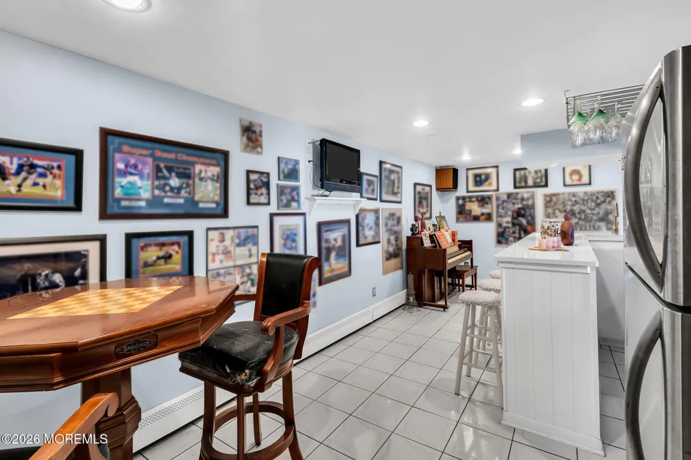 35 Richard Terrace Middletown, NJ 07748