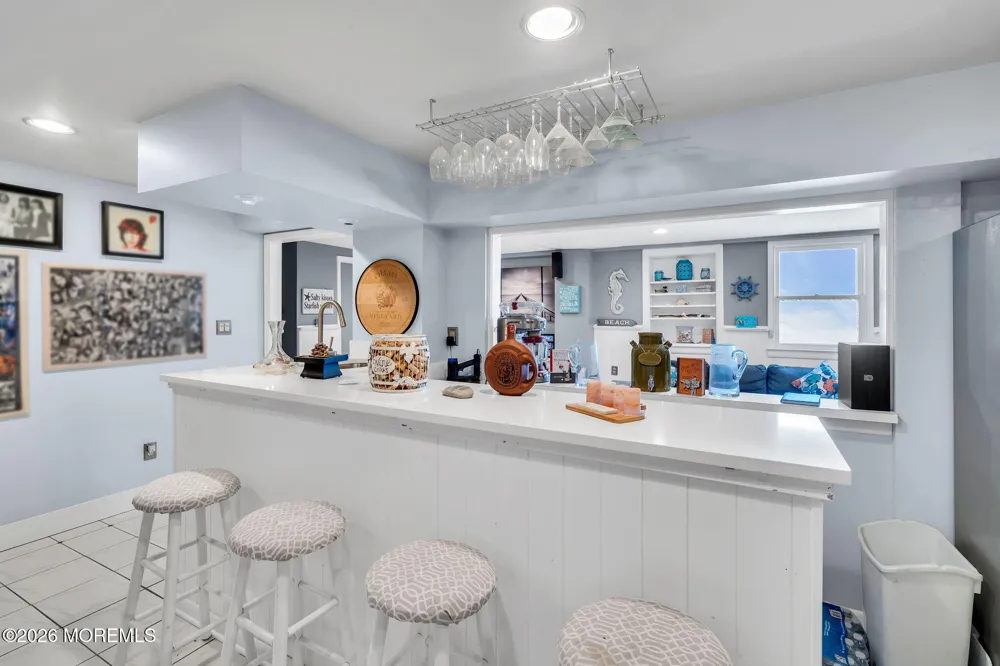 35 Richard Terrace Middletown, NJ 07748