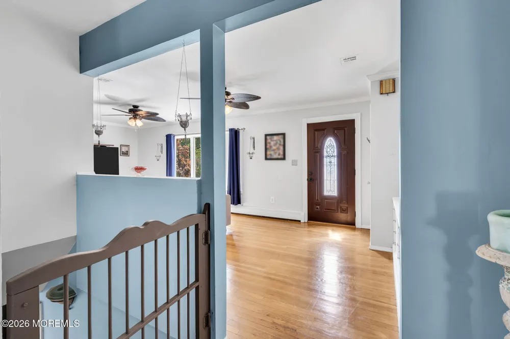 35 Richard Terrace Middletown, NJ 07748