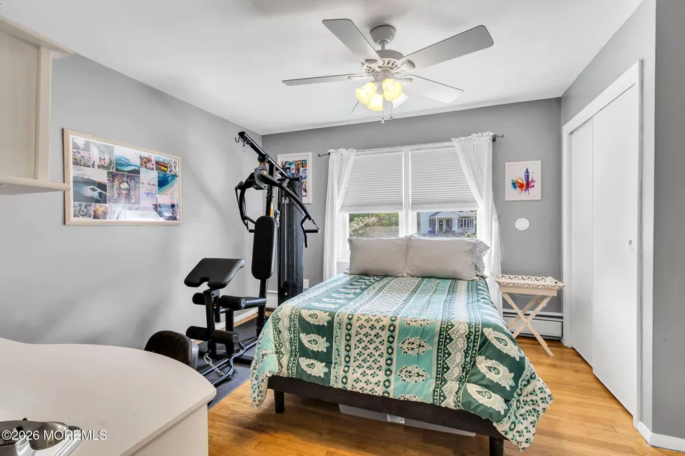 35 Richard Terrace Middletown, NJ 07748