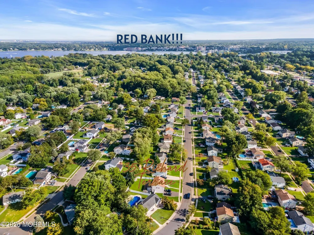 35 Richard Terrace Middletown, NJ 07748
