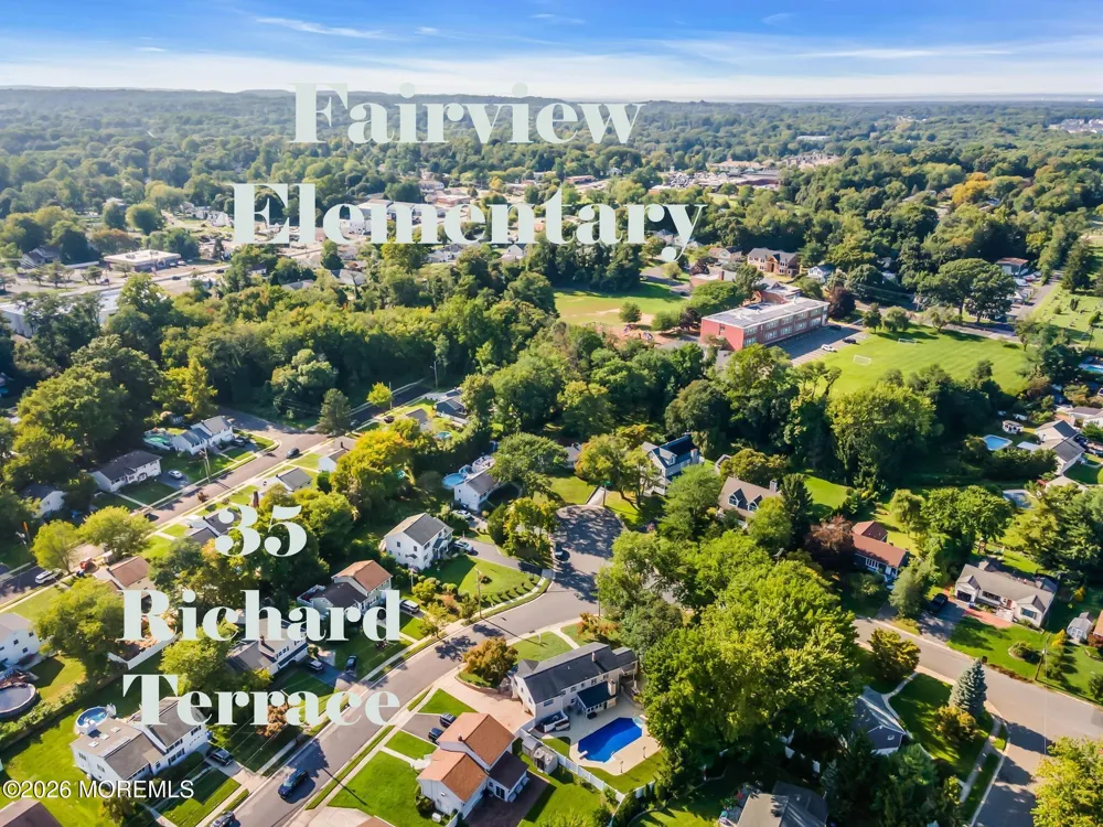 35 Richard Terrace Middletown, NJ 07748