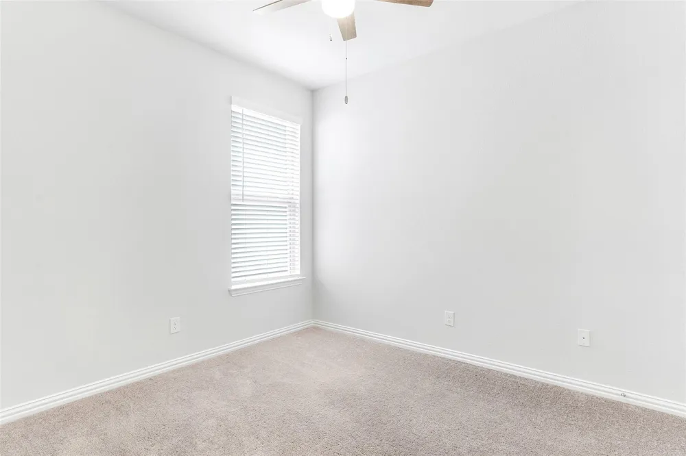 1513 Big Sky Lane Garland, TX 75042
