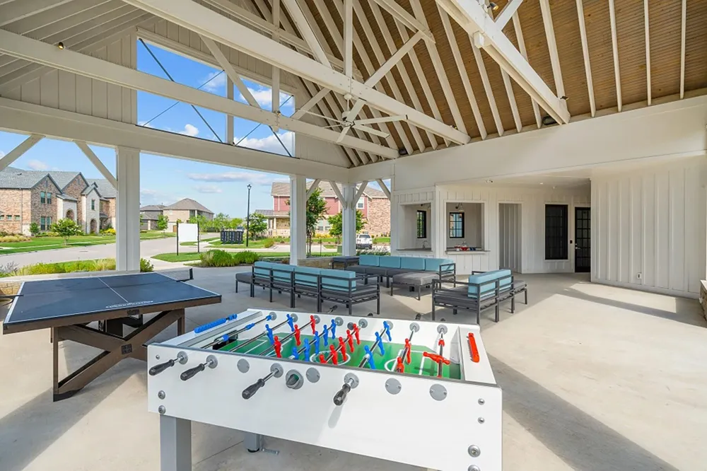 1513 Big Sky Lane Garland, TX 75042