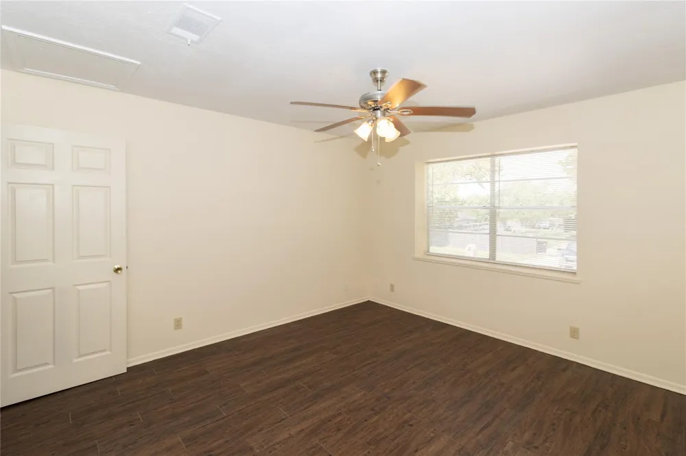 306 Virginia Drive Fresno, TX 77545